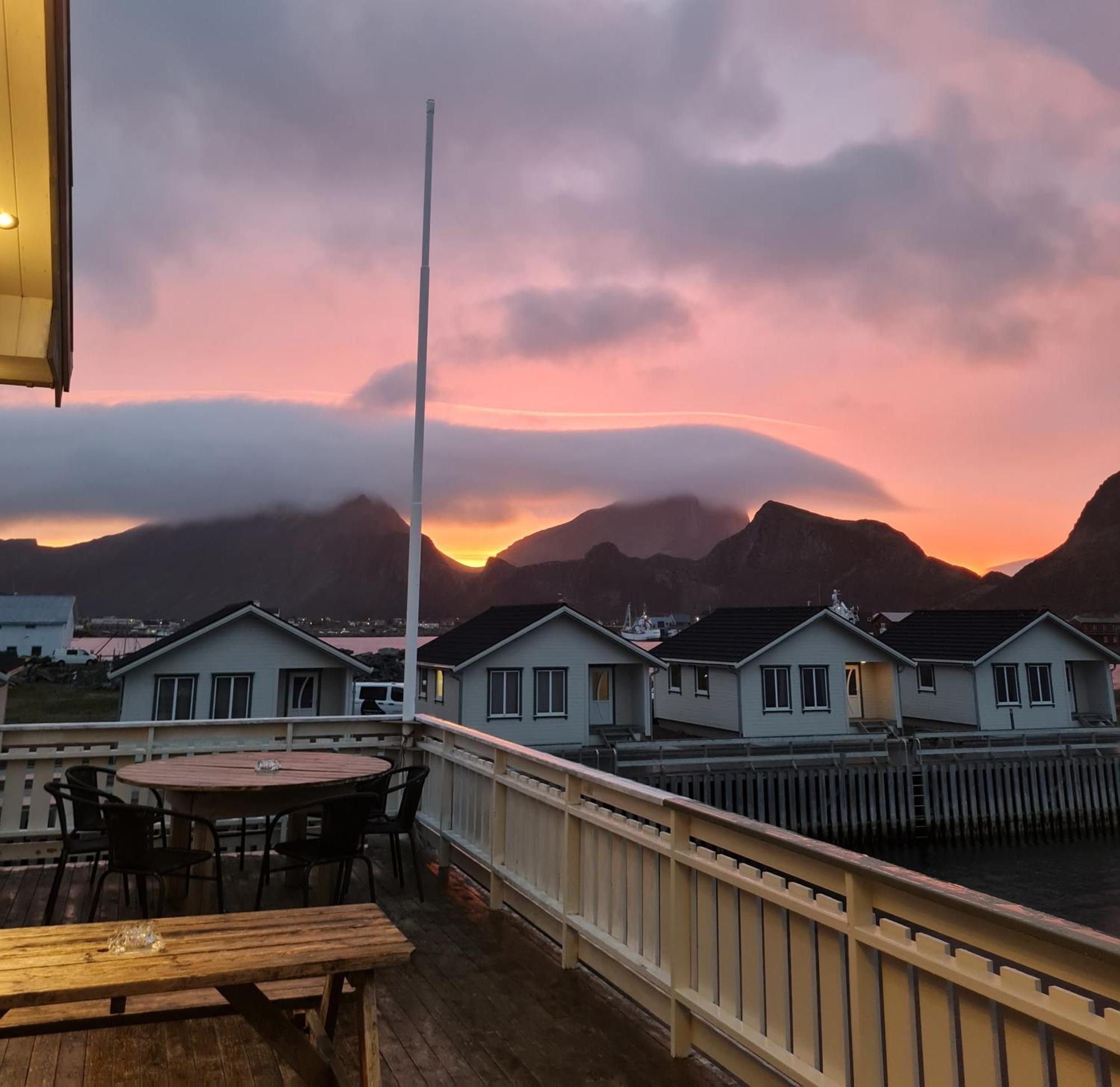 Lofoten Bryggehotell As *