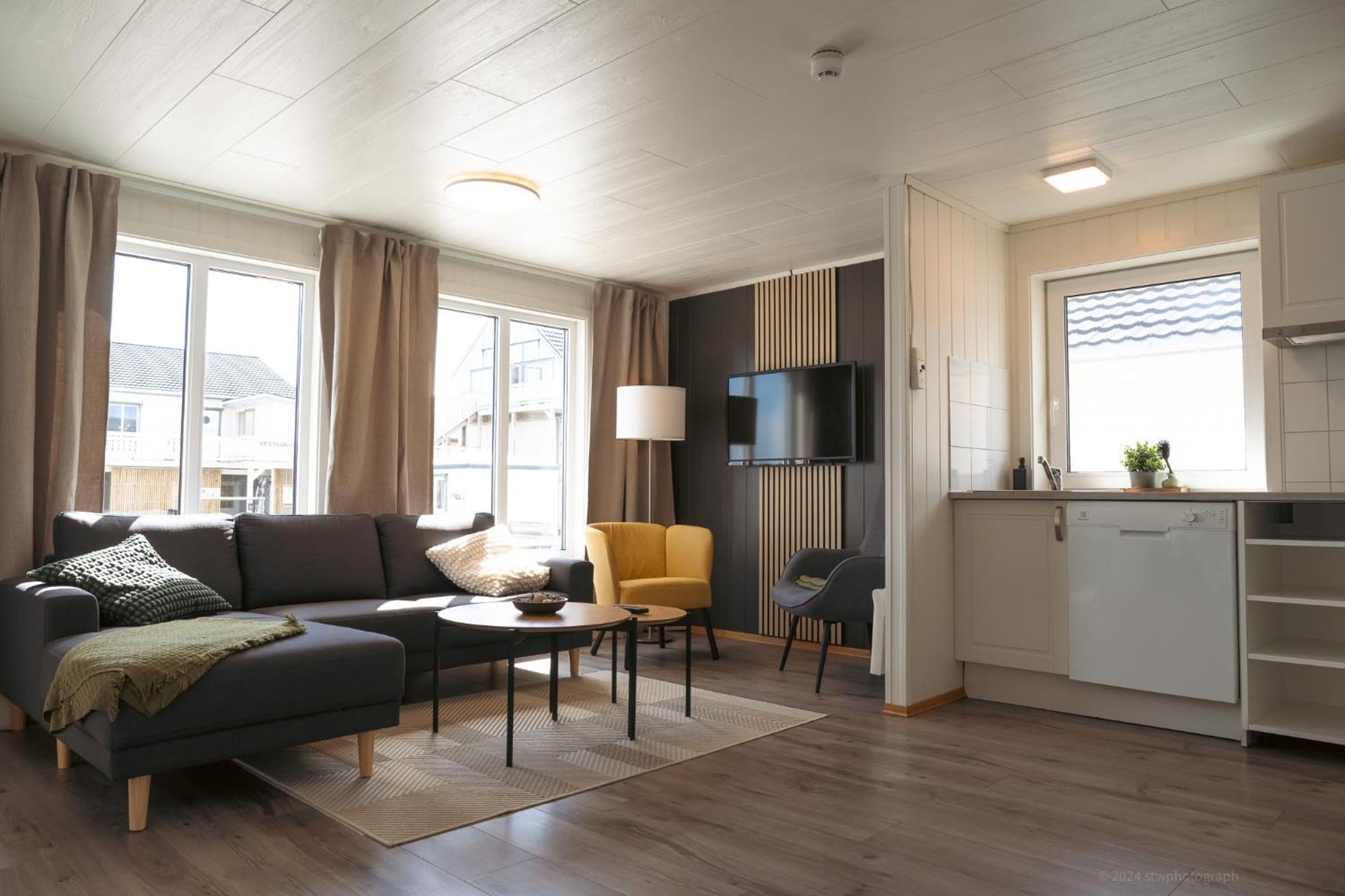 Lofoten Bryggehotell As Hotel Vaeroy